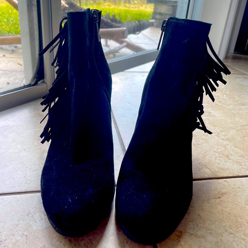 Vince Camuto Fringe Booty